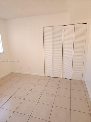 4505 Treehouse Ln 8-H, Tamarac, FL 33319