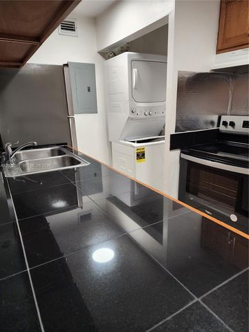 4505 Treehouse Ln 8-H, Tamarac, FL 33319