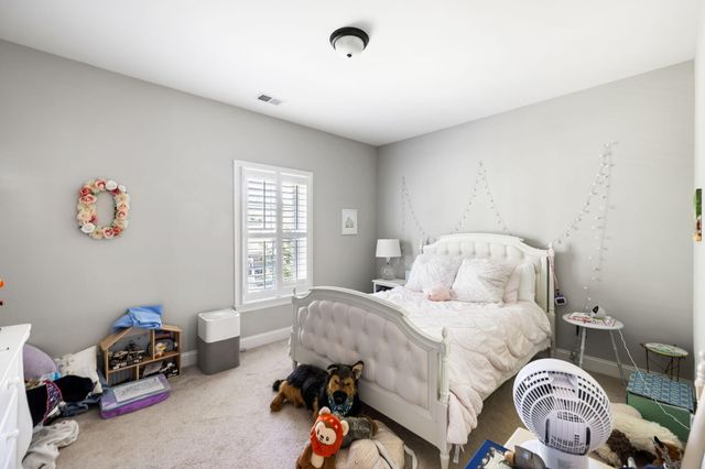 2824 Wagner Way, Mount Pleasant, SC 29466