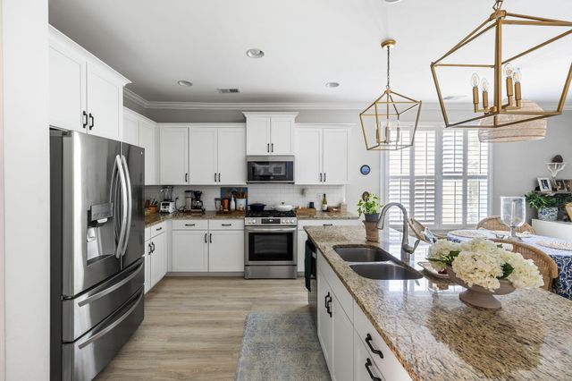 2824 Wagner Way, Mount Pleasant, SC 29466