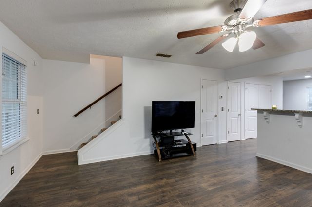 3419 Nightshade Dr, Murfreesboro, TN 37128