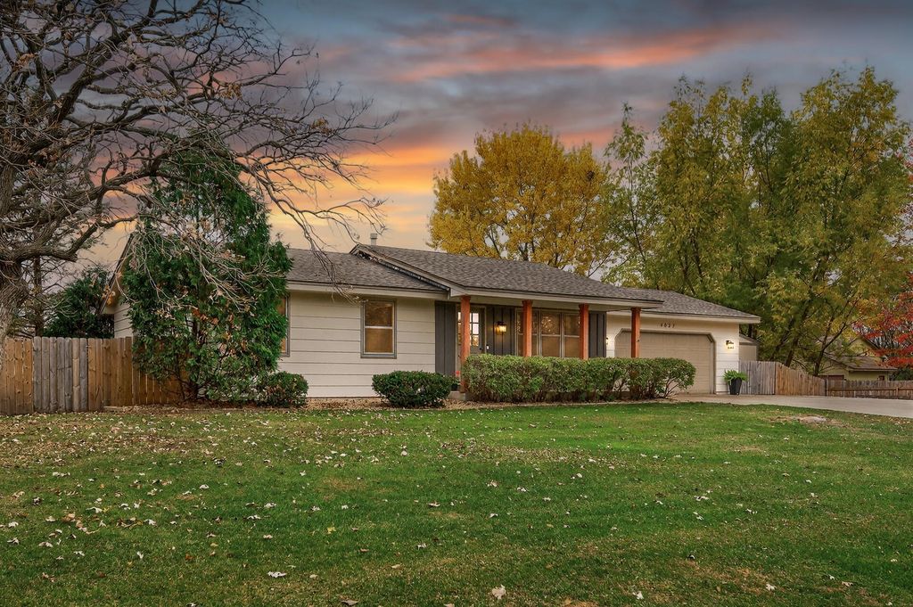 4027 10th Avenue, Anoka, MN 55303