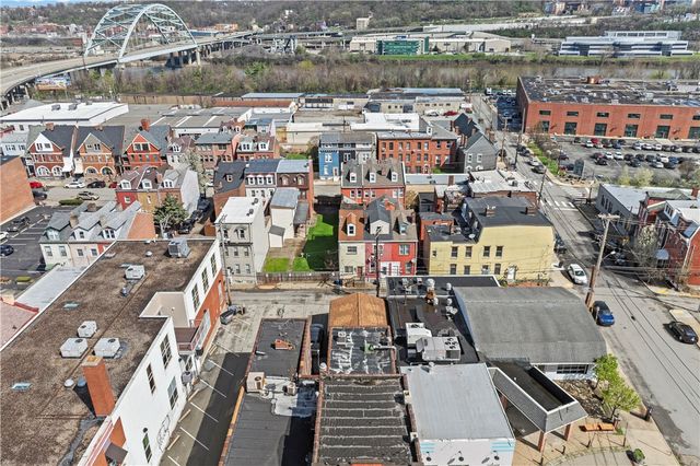 2337 Wrights Way, South Side, PA 15203