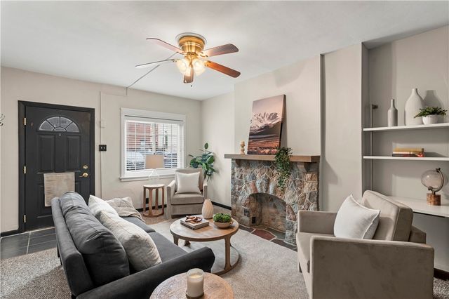 2337 Wrights Way, South Side, PA 15203