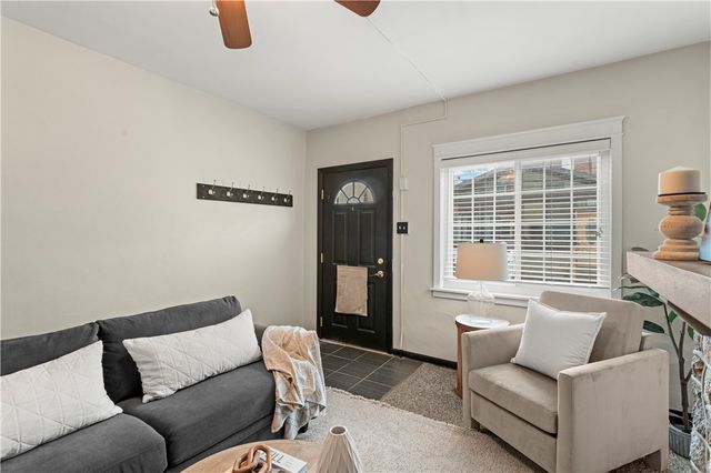 2337 Wrights Way, South Side, PA 15203