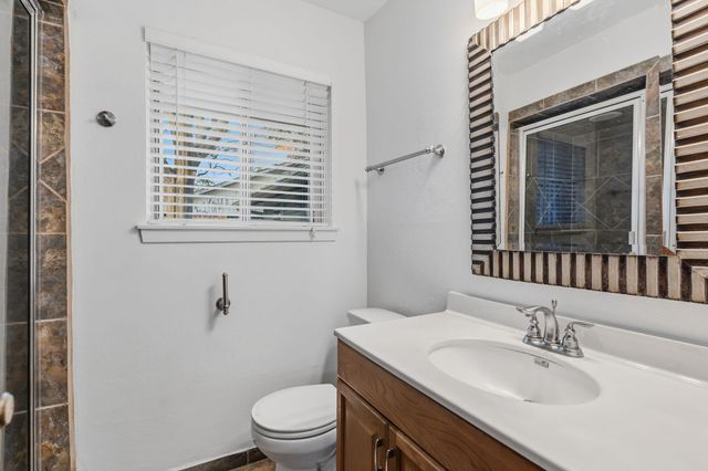 5307 Poinciana Drive, Houston, TX 77092