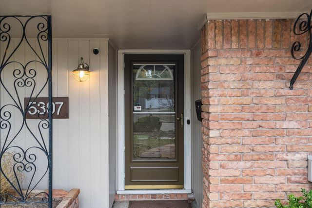 5307 Poinciana Drive, Houston, TX 77092