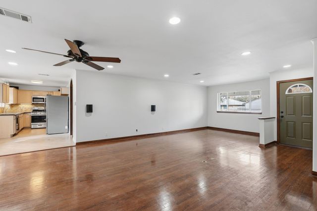 5307 Poinciana Drive, Houston, TX 77092