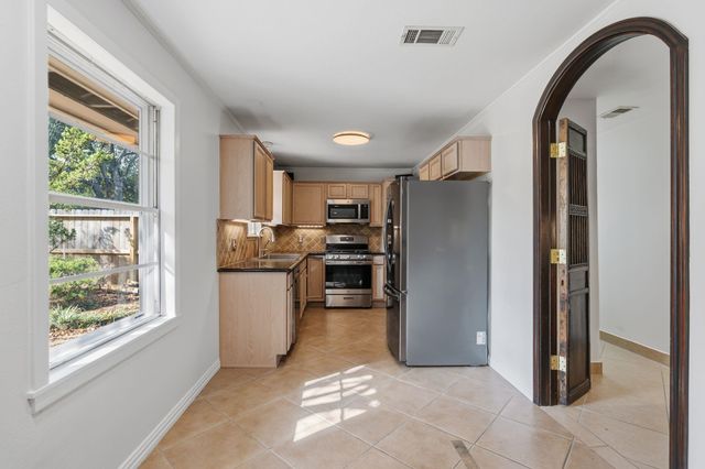 5307 Poinciana Drive, Houston, TX 77092