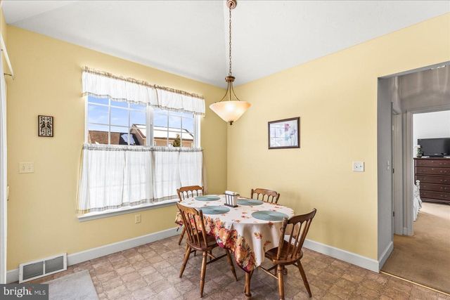 153 LAURA LN, Gettysburg, PA 17325