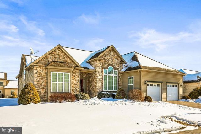 153 LAURA LN, Gettysburg, PA 17325