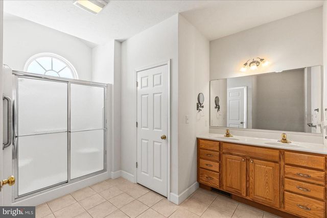 153 LAURA LN, Gettysburg, PA 17325