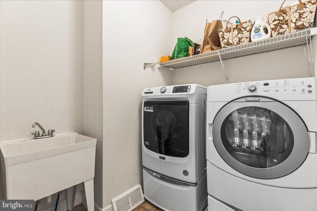 153 LAURA LN, Gettysburg, PA 17325