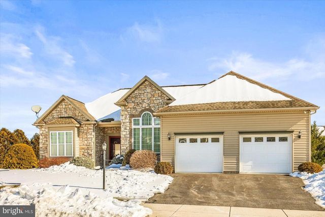 153 LAURA LN, Gettysburg, PA 17325