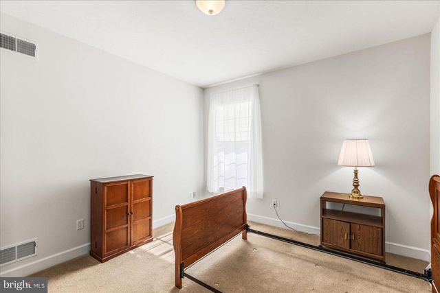 153 LAURA LN, Gettysburg, PA 17325