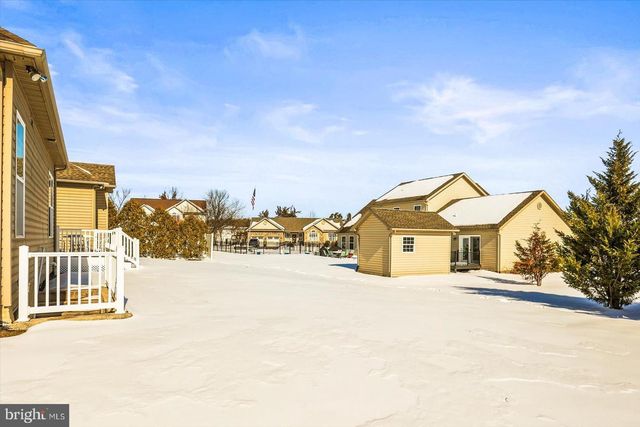 153 LAURA LN, Gettysburg, PA 17325