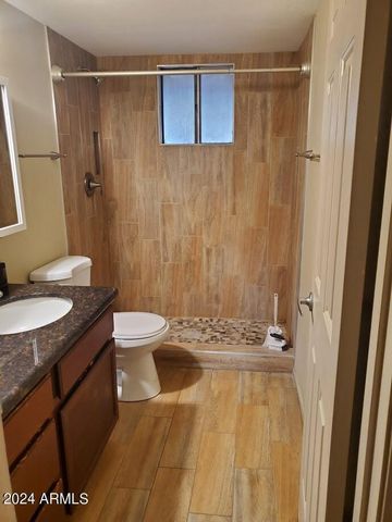 2525 S COLLEGE Avenue 8, Tempe, AZ 85282