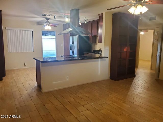 2525 S COLLEGE Avenue 8, Tempe, AZ 85282