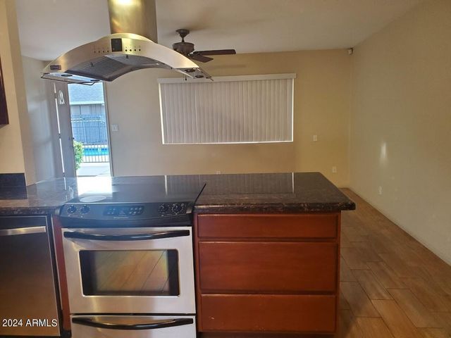 2525 S COLLEGE Avenue 8, Tempe, AZ 85282