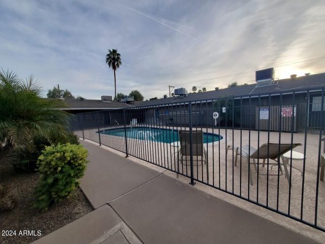 2525 S COLLEGE Avenue 8, Tempe, AZ 85282