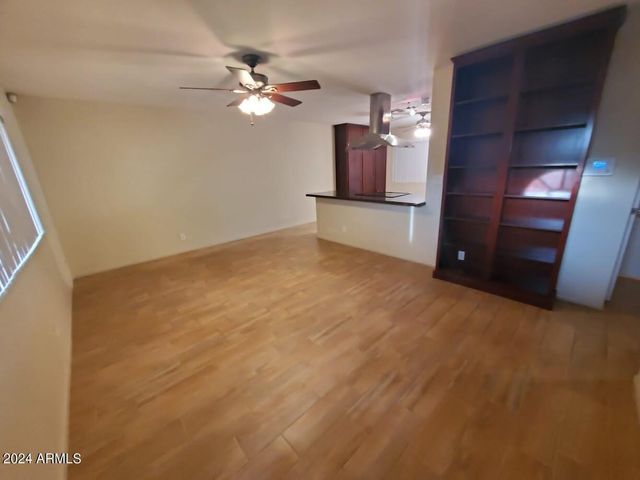 2525 S COLLEGE Avenue 8, Tempe, AZ 85282