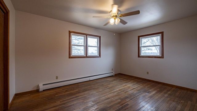 E1990 STATE ROAD 54, Waupaca, WI 54981