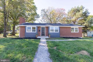 30 LAUREL AVENUE, Chambersburg, PA 17201