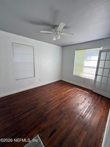 8384 DELAWARE Avenue, Jacksonville, FL 32208