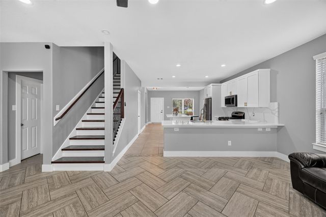 14511 Painted Sands Trail, Houston, TX 77049