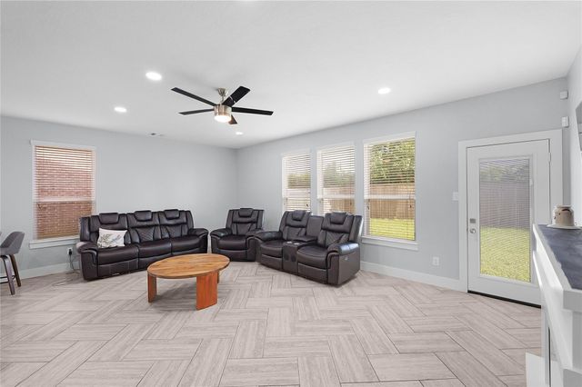 14511 Painted Sands Trail, Houston, TX 77049