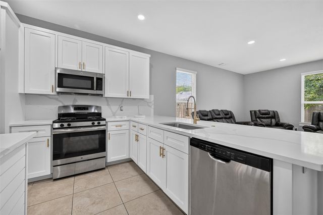 14511 Painted Sands Trail, Houston, TX 77049