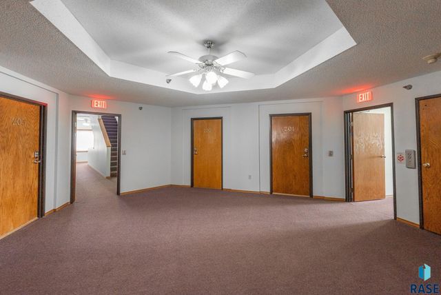 4609 S Oxbow Ave Avenue 202, Sioux Falls, SD 57106