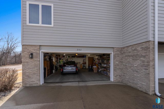 4609 S Oxbow Ave Avenue 202, Sioux Falls, SD 57106