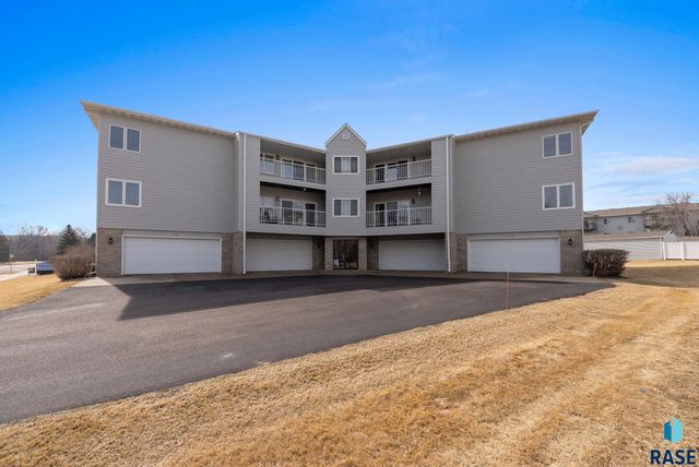 4609 S Oxbow Ave Avenue 202, Sioux Falls, SD 57106