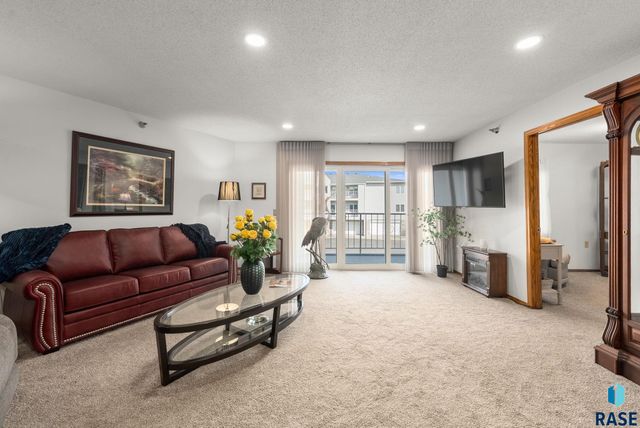 4609 S Oxbow Ave Avenue 202, Sioux Falls, SD 57106