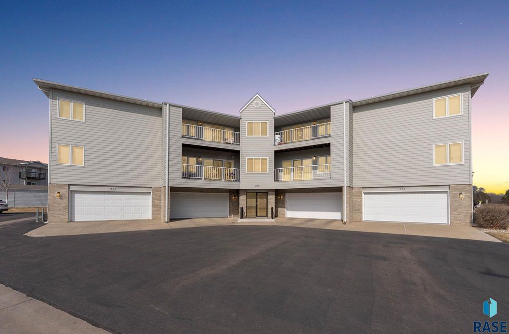 4609 S Oxbow Ave Avenue 202, Sioux Falls, SD 57106