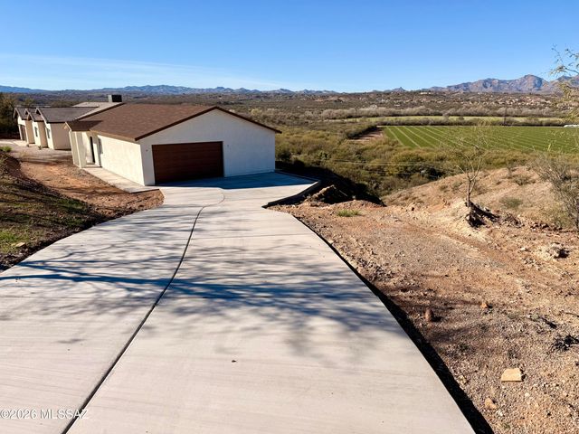 400 Cancun Corte Court, Rio Rico, AZ 85648