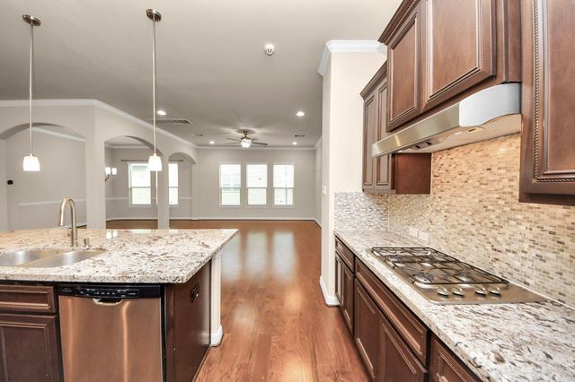 10606 Shadow Elm Court Court, Houston, TX 77043