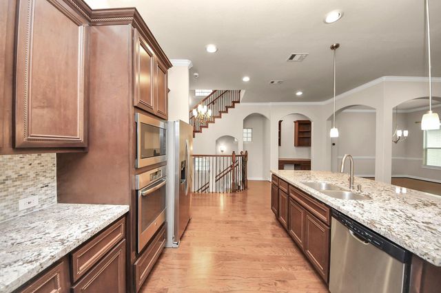 10606 Shadow Elm Court Court, Houston, TX 77043