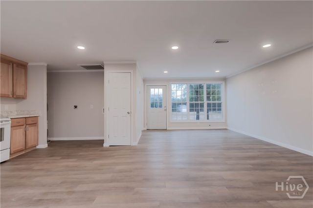 1023 Odessa Road, Jesup, GA 31546