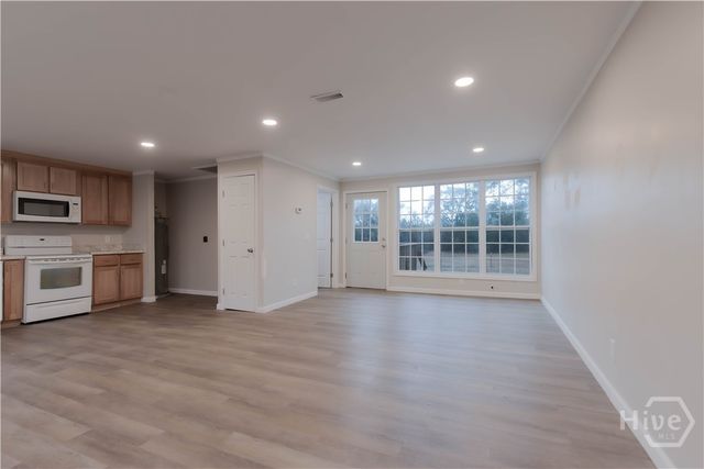 1023 Odessa Road, Jesup, GA 31546