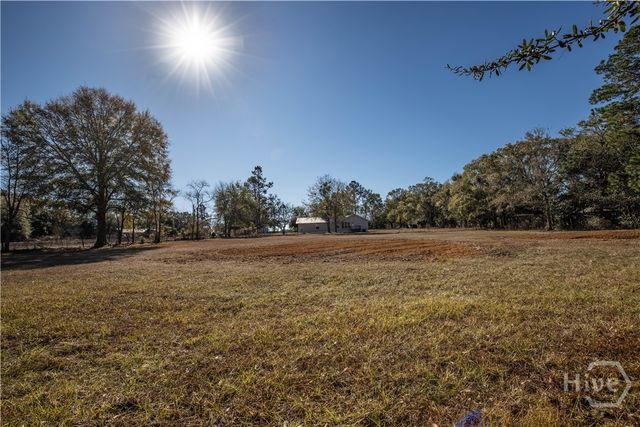 1023 Odessa Road, Jesup, GA 31546