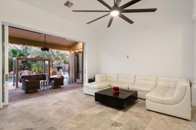 9550 E YUCCA Street, Scottsdale, AZ 85260