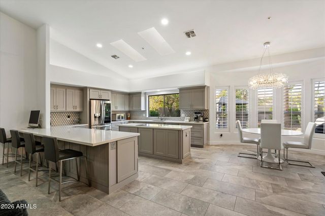 9550 E YUCCA Street, Scottsdale, AZ 85260