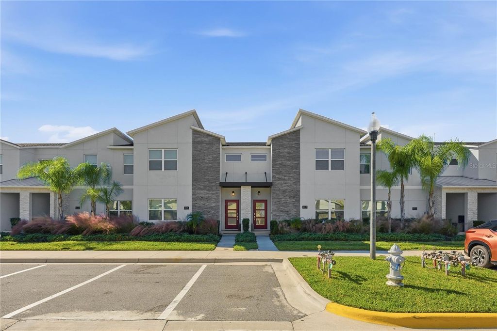1112 CHALLENGE DRIVE, Davenport, FL 33896