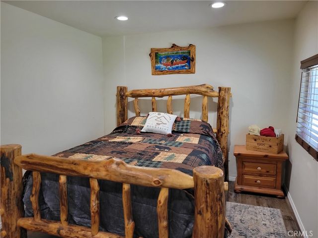 1116 Lark Road, Wrightwood, CA 92397
