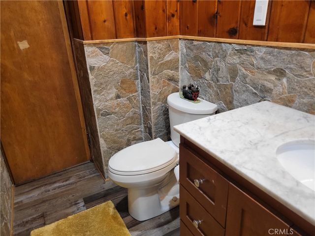 1116 Lark Road, Wrightwood, CA 92397
