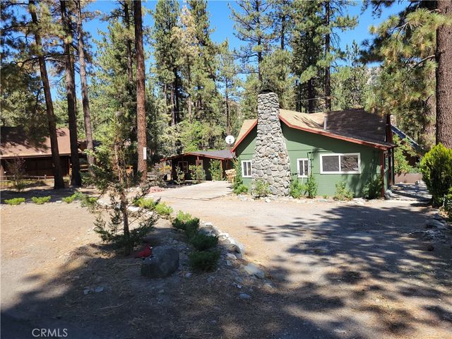 1116 Lark Road, Wrightwood, CA 92397