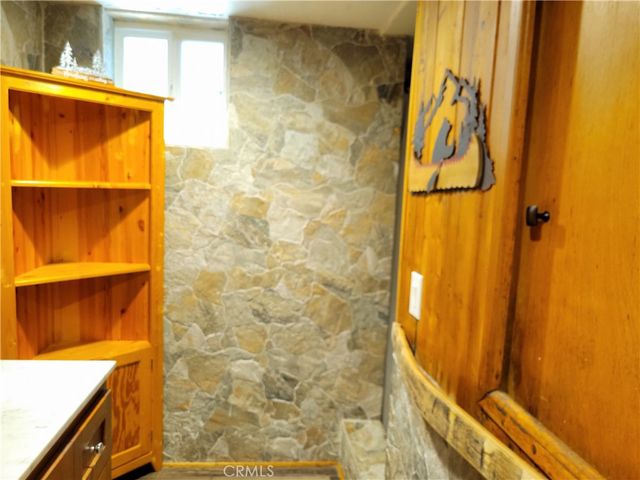 1116 Lark Road, Wrightwood, CA 92397