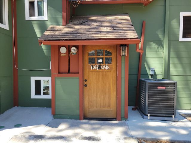 1116 Lark Road, Wrightwood, CA 92397
